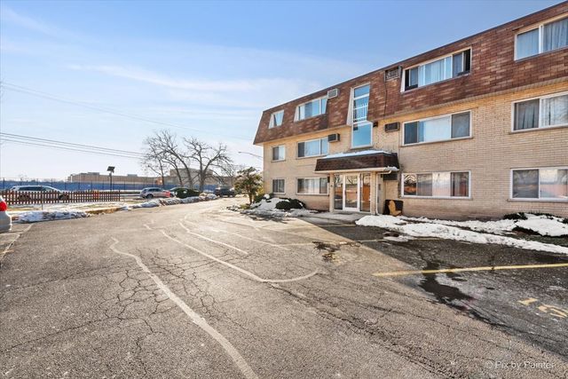 8802 Briar Court 3A, Des Plaines, IL 60016