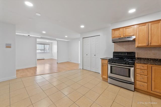 8802 Briar Court 3A, Des Plaines, IL 60016