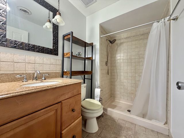 5840 W 104th Street 314, Oak Lawn, IL 60453