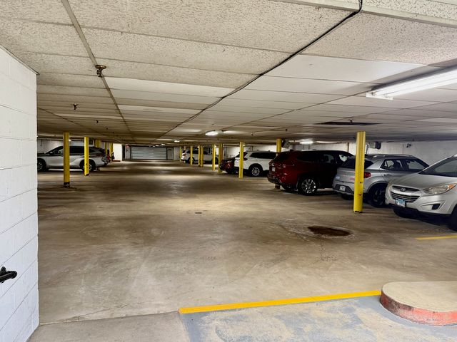 5840 W 104th Street 314, Oak Lawn, IL 60453