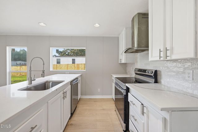 3920 Mckethan Street, Wade, NC 28395