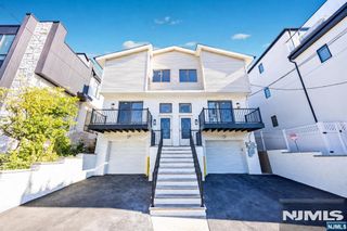 2410 3rd Street B, Fort Lee, NJ 07024
