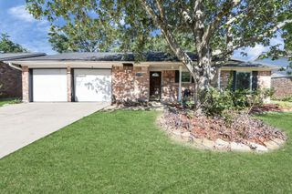 15719 Bougainvilla Lane, Friendswood, TX 77546
