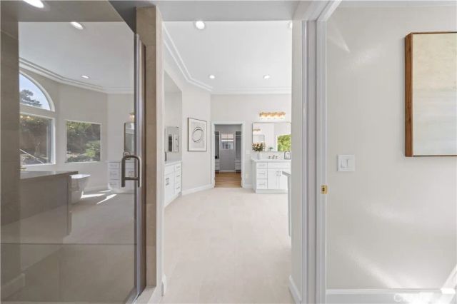 5776 Parkcrest Dr, La Verne, CA 91750