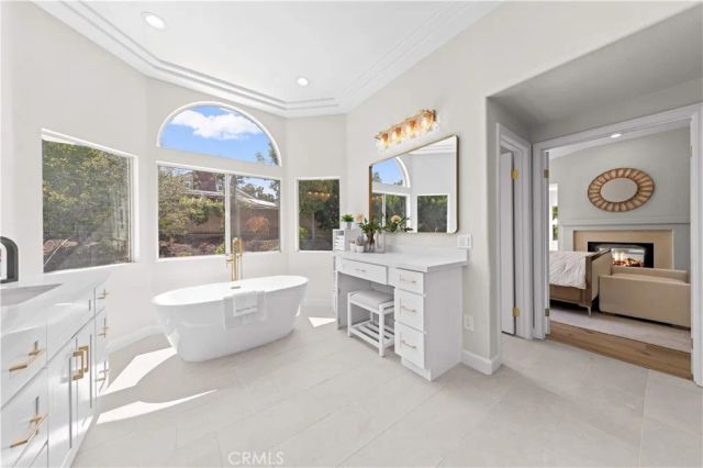 5776 Parkcrest Dr, La Verne, CA 91750