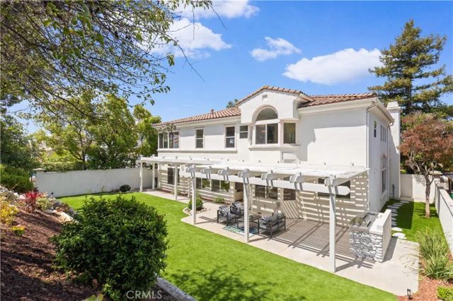 5776 Parkcrest Dr, La Verne, CA 91750
