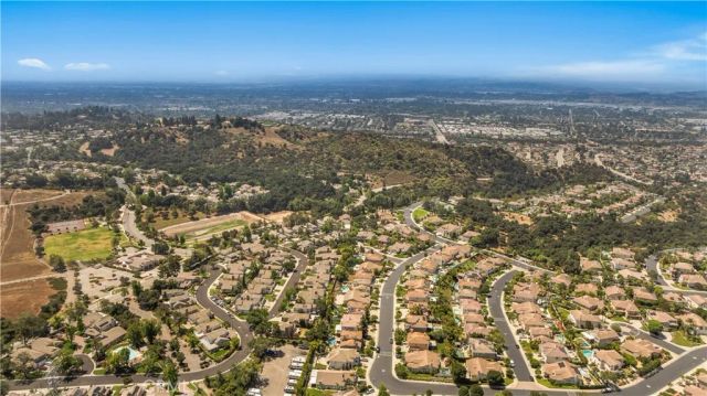 5776 Parkcrest Dr, La Verne, CA 91750