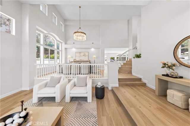 5776 Parkcrest Dr, La Verne, CA 91750