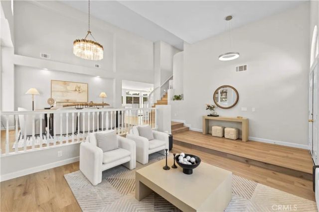 5776 Parkcrest Dr, La Verne, CA 91750