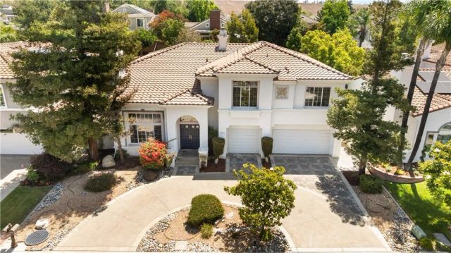 5776 Parkcrest Dr, La Verne, CA 91750