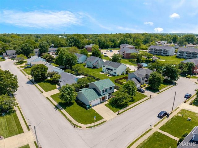 935 Natasha Circle, O'fallon, IL 62269