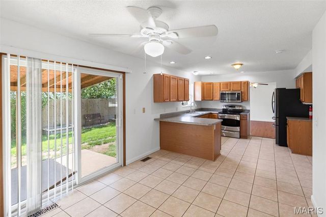 935 Natasha Circle, O'fallon, IL 62269