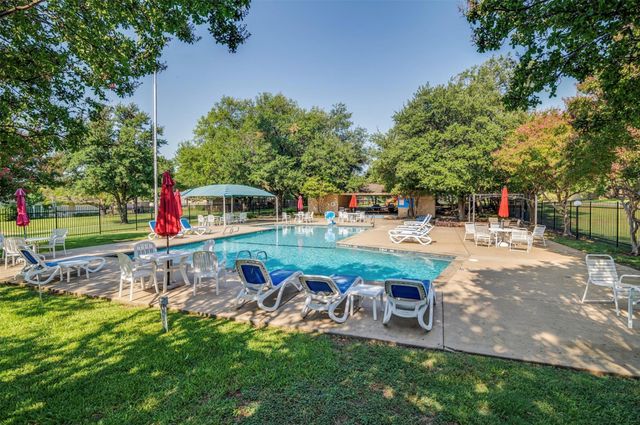 15606 Kingscrest Circle, Dallas, TX 75248