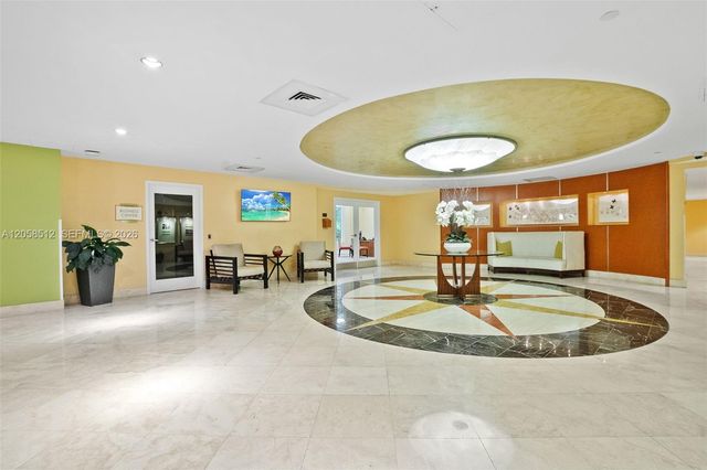 7350 SW 89th Street 704S, Miami, FL 33156