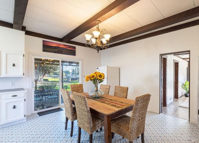 710 Old Adobe Rd, Petaluma, CA 94954