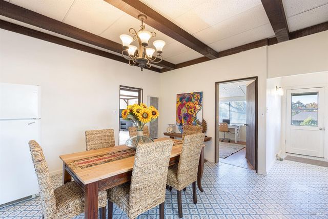 710 Old Adobe Rd, Petaluma, CA 94954