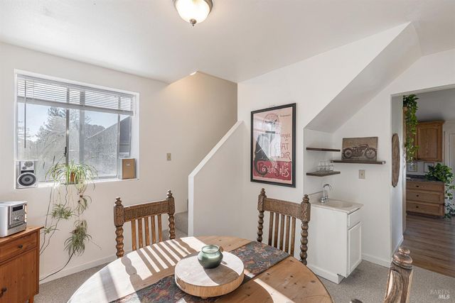 710 Old Adobe Rd, Petaluma, CA 94954