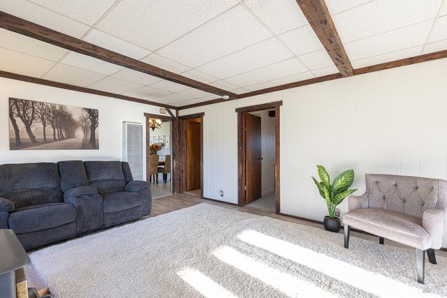 710 Old Adobe Rd, Petaluma, CA 94954