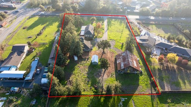 710 Old Adobe Rd, Petaluma, CA 94954