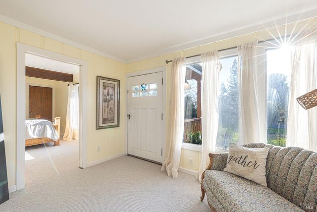 710 Old Adobe Rd, Petaluma, CA 94954