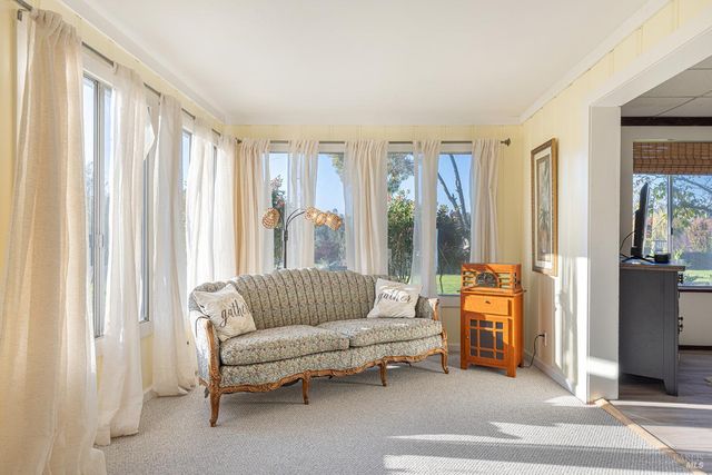 710 Old Adobe Rd, Petaluma, CA 94954