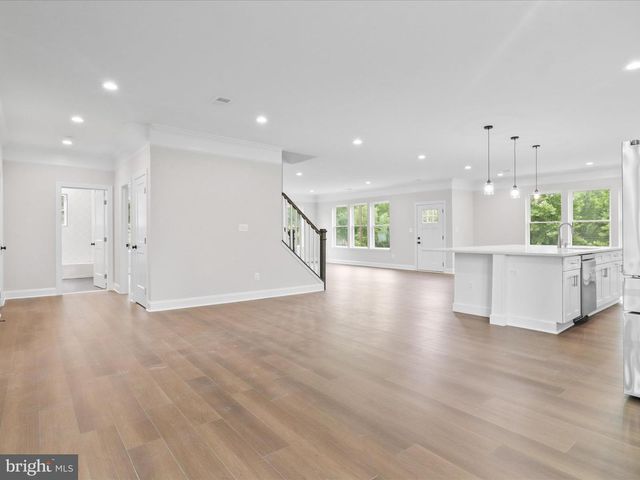8708 LUKENS LN, Alexandria, VA 22309