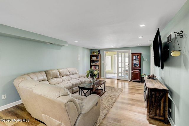 611 S Laurel Avenue, Hazlet, NJ 07730