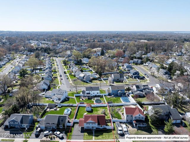 611 S Laurel Avenue, Hazlet, NJ 07730