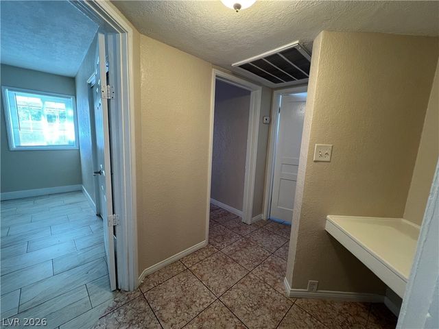 1304 Wengert Avenue, Las Vegas, NV 89104