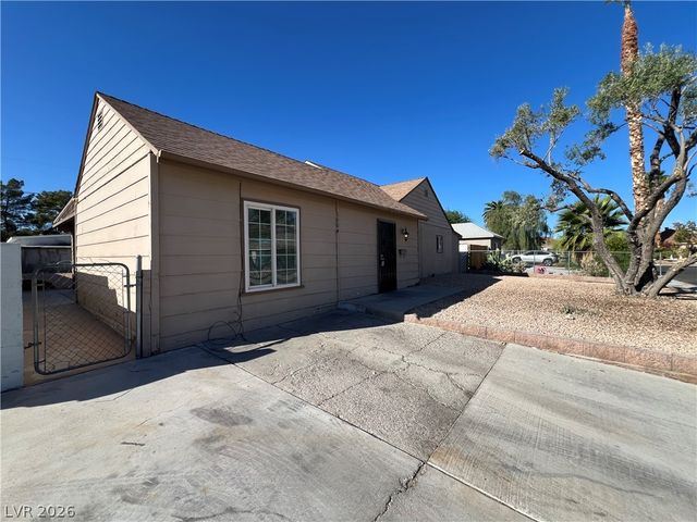 1304 Wengert Avenue, Las Vegas, NV 89104