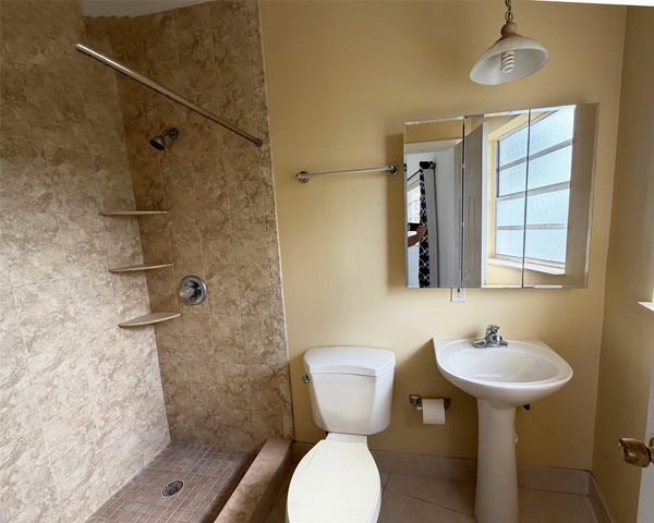 5601 NW 2nd Ave 325, Boca Raton, FL 33487