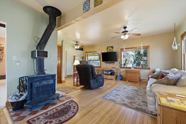 6083 Lake Church ROAD, Belgium, WI 53004
