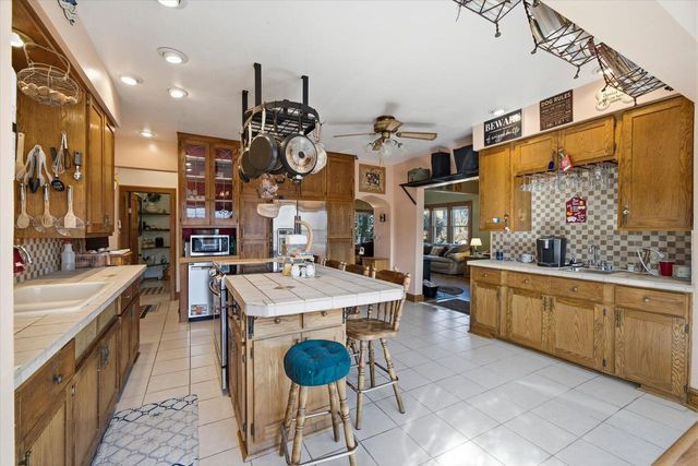6083 Lake Church ROAD, Belgium, WI 53004