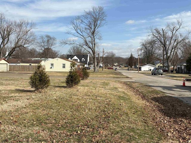 913 Sheffield Drive, Evansville, IN 47710