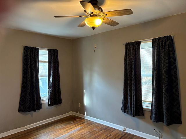 913 Sheffield Drive, Evansville, IN 47710