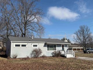 913 Sheffield Drive, Evansville, IN 47710