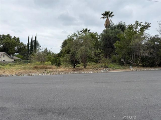 2415 Sierra, Upland, CA 91784
