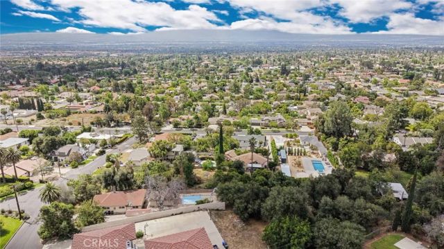 2415 Sierra, Upland, CA 91784