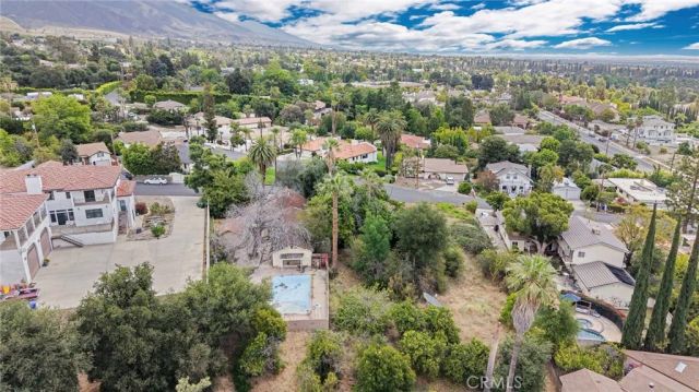2415 Sierra, Upland, CA 91784