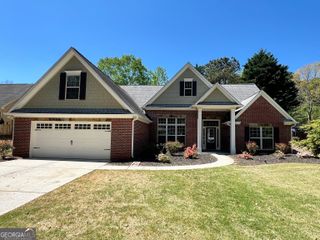 708 York View Drive, Auburn, GA 30011