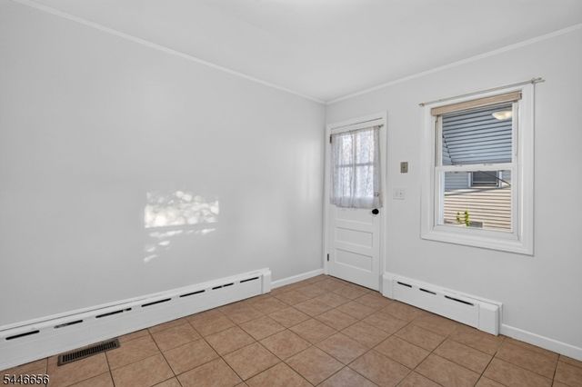 141 N 8Th Ave, Manville Boro, NJ 08835