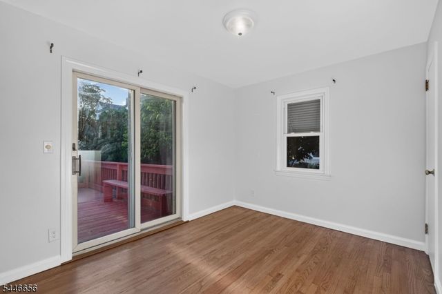 141 N 8Th Ave, Manville Boro, NJ 08835