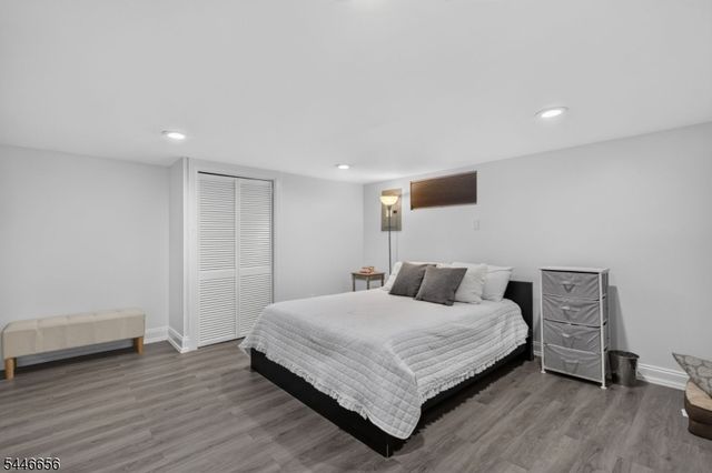 141 N 8Th Ave, Manville Boro, NJ 08835