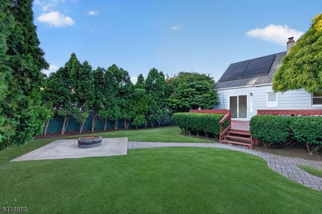 141 N 8Th Ave, Manville Boro, NJ 08835