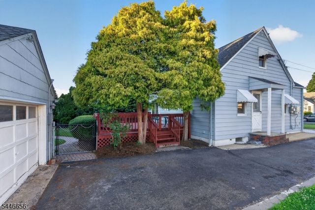 141 N 8Th Ave, Manville Boro, NJ 08835