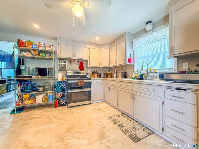 394 West Washington Street, Bristol, CT 06010