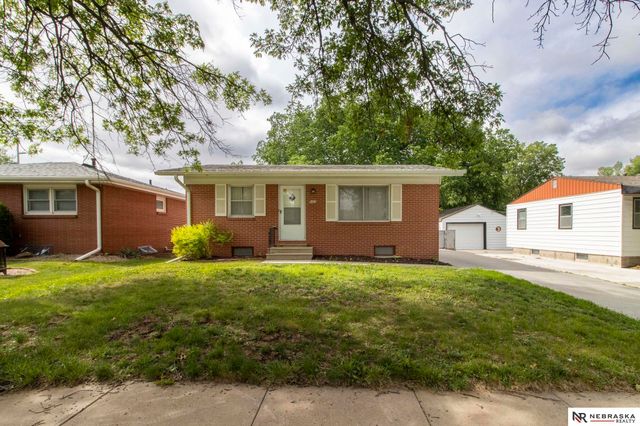 5453 Francis Street, Lincoln, NE 68504