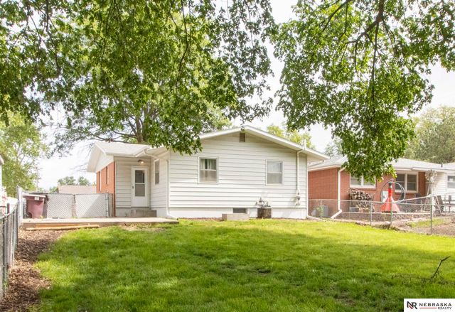 5453 Francis Street, Lincoln, NE 68504