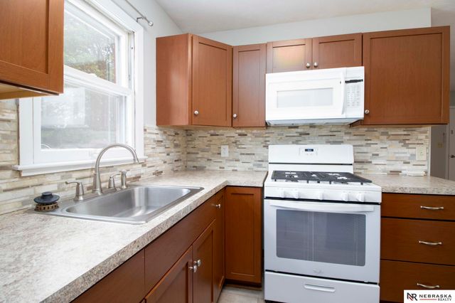 5453 Francis Street, Lincoln, NE 68504