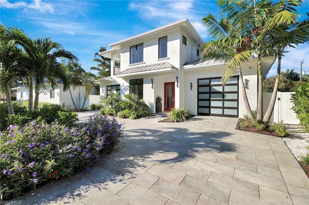 739 5th AVE N, NAPLES, FL 34102 — exterior